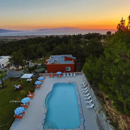 Sunset Garden לינה וארוחת בוקר קוסדסי